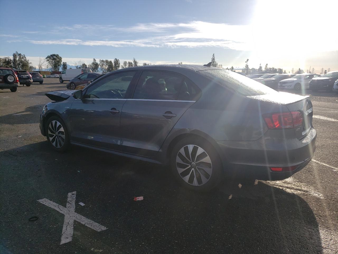 Image 2 of 2013 VOLKSWAGEN JETTA HYBRID 2013 with VIN 3VW637AJ0DM263803