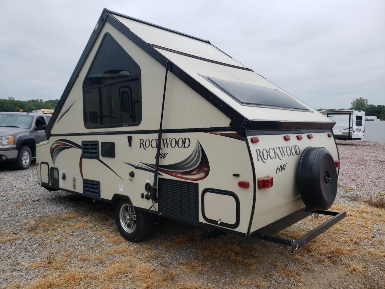 Image 3 of 2016 WILDWOOD ROCKWOOD 2016 with VIN 4X4CPRW14GD296330