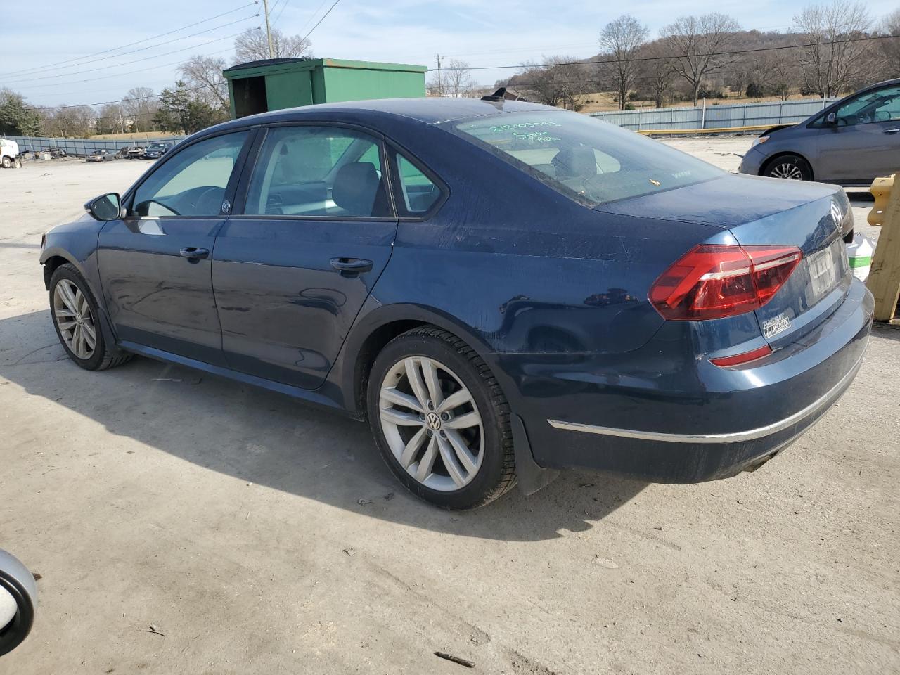 Изображение 2 2019 VOLKSWAGEN PASSAT WOLFSBURG 2019 с VIN 1VWLA7A35KC003860