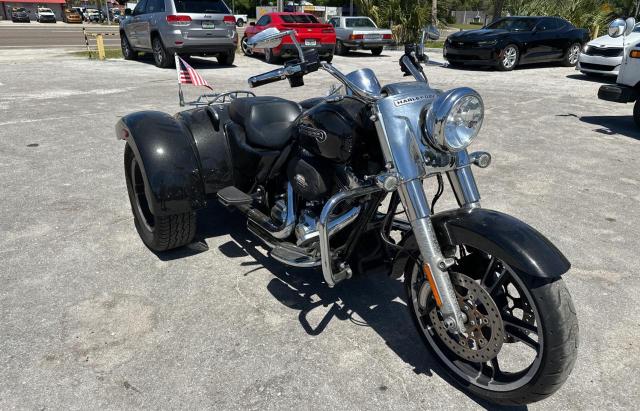 Obraz 1 z 2016 HARLEY-DAVIDSON FLRT FREE WHEELER 2016 z VIN 1HD1MCM16GB855165