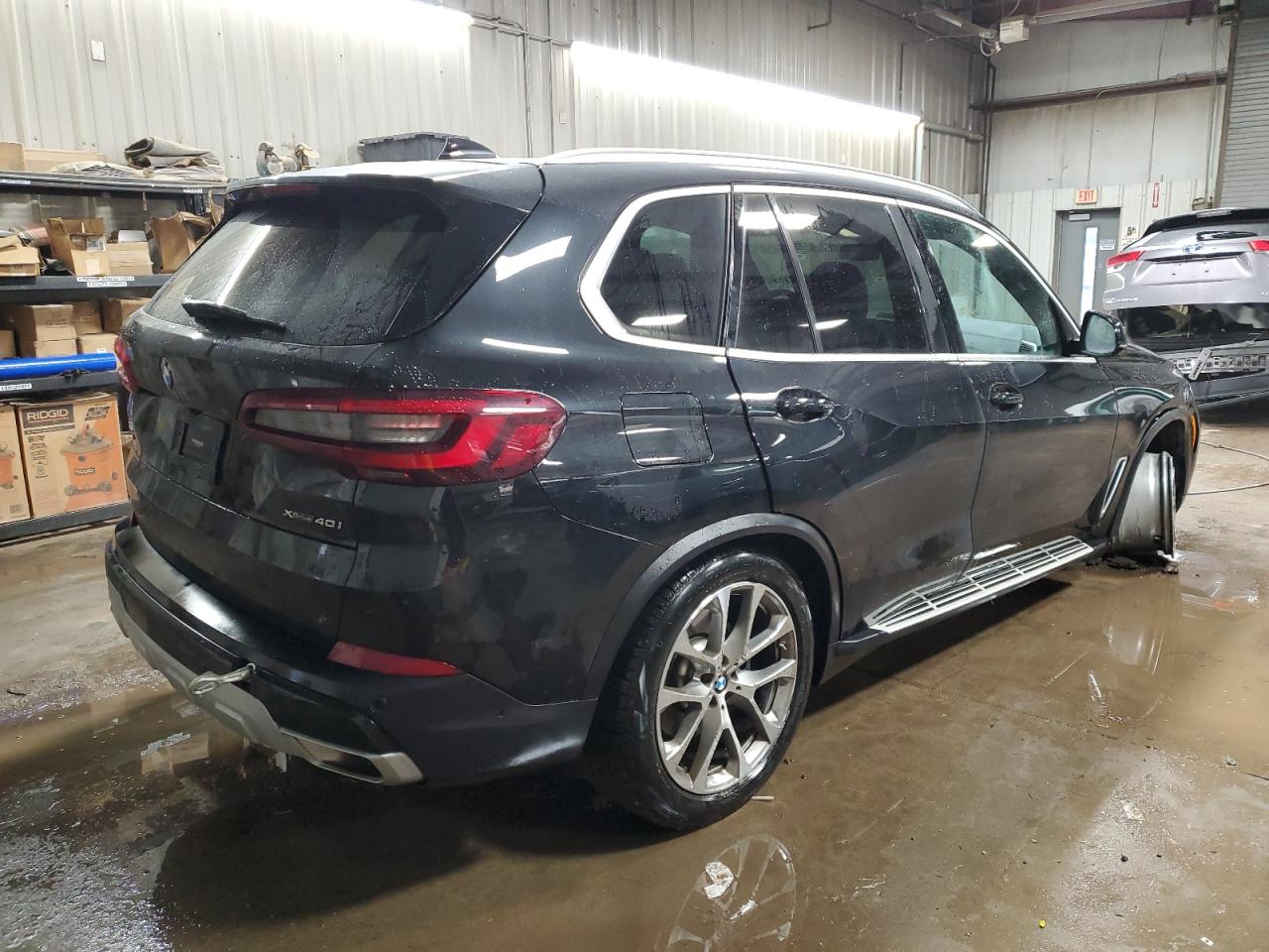 Obraz 3 z 2023 BMW X5 XDRIVE40I 2023 z VIN 5UXCR6C01P9R25506