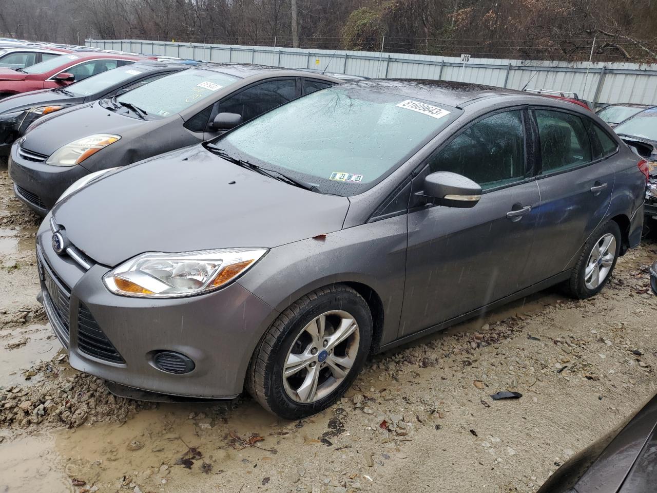 Image 1 of 2013 FORD FOCUS SE 2013 with VIN 1FADP3F28DL108478