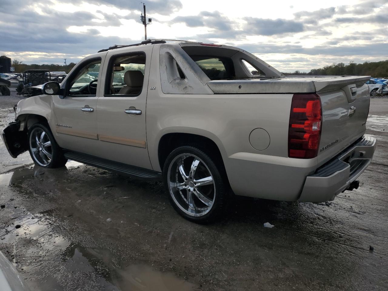 Image 2 of 2008 CHEVROLET AVALANCHE K1500 2008 with VIN 3GNFK12378G220610