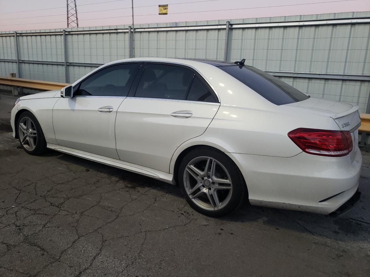 Изображение 2 2014 MERCEDES-BENZ E 350 4MATIC 2014 с VIN WDDHF8JB5EA814779