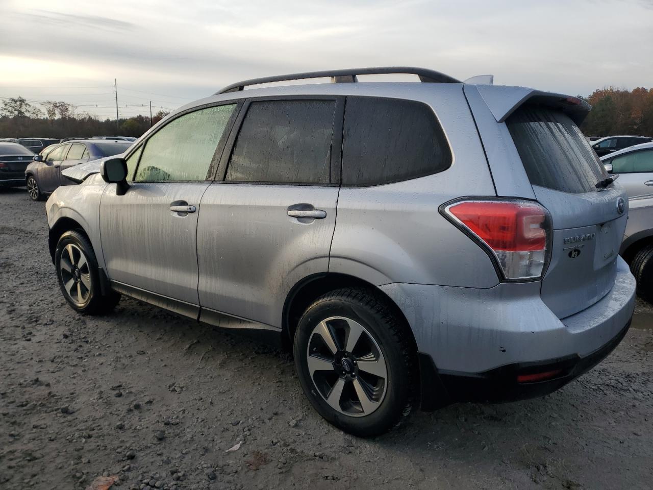 Изображение 2 2017 SUBARU FORESTER 2.5I PREMIUM 2017 с VIN JF2SJAECXHH484658