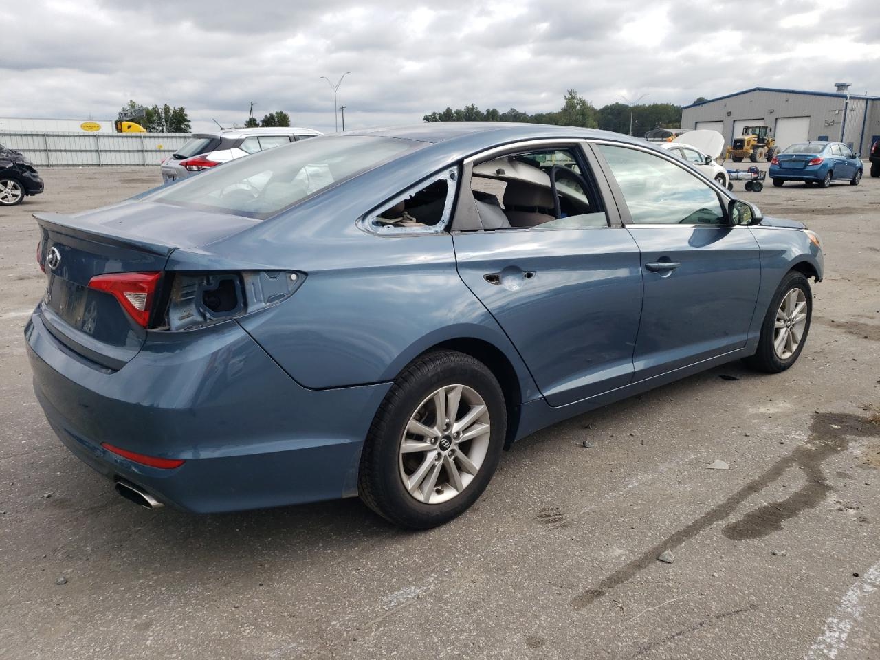 Image 3 of 2015 HYUNDAI SONATA SE 2015 with VIN 5NPE24AF2FH092055