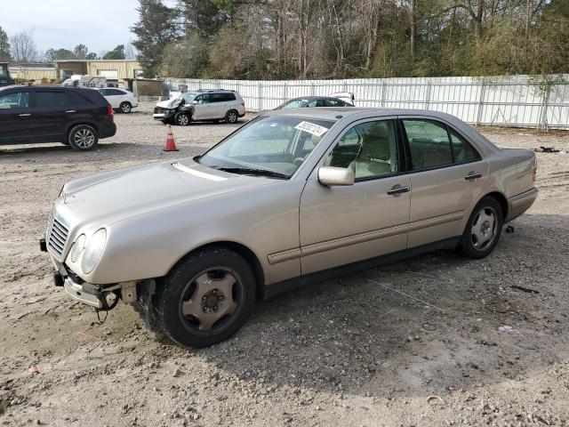 Image 1 of 1999 MERCEDES-BENZ E 430 1999 with VIN WDBJF70H2XA754375