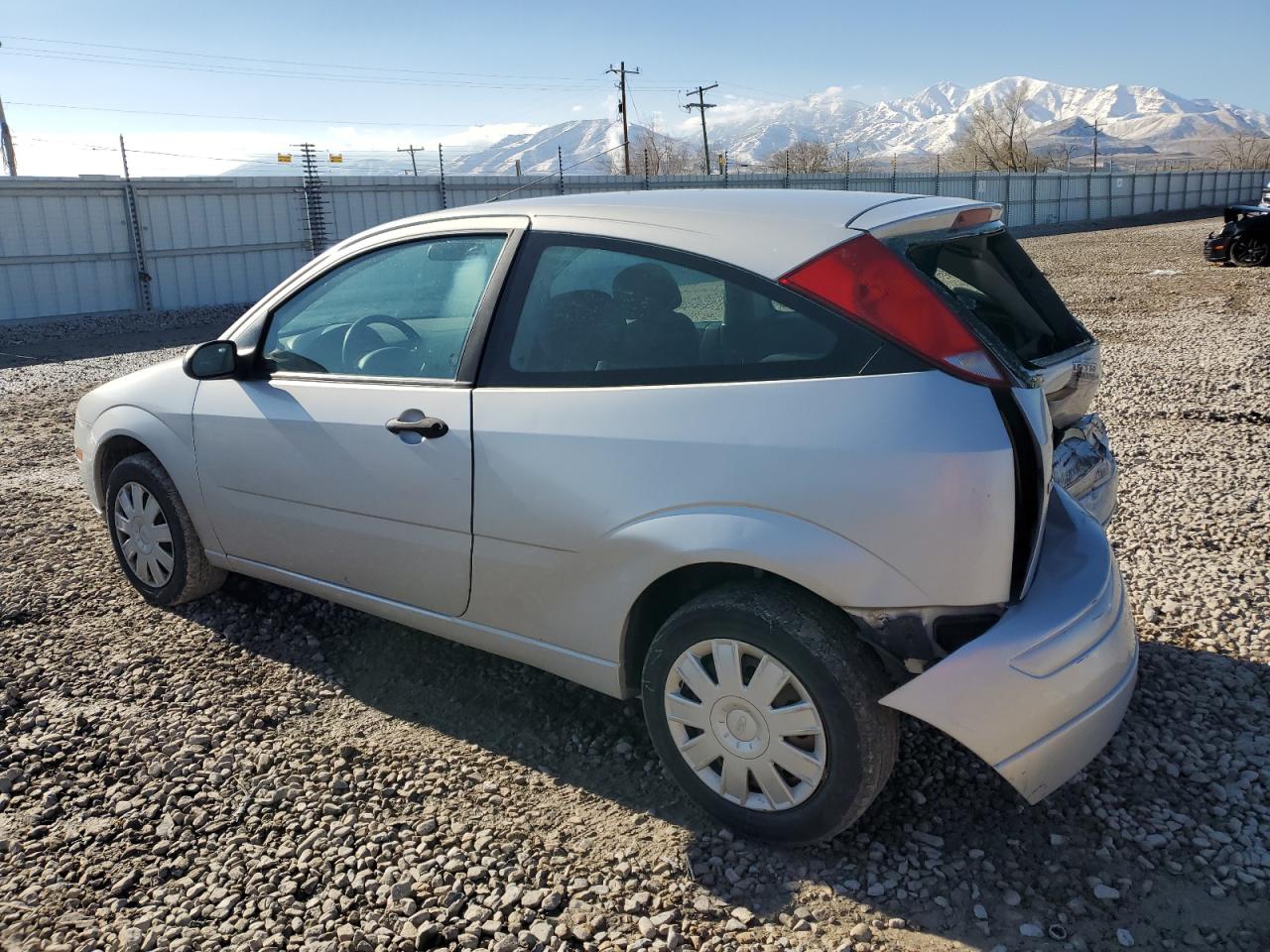 Obraz 2 z 2007 FORD FOCUS ZX3 2007 z VIN 1FAFP31N97W298207