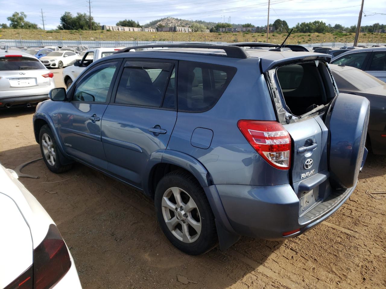 Image 2 of 2012 TOYOTA RAV4 LIMITED 2012 with VIN 2T3DK4DVXCW082067
