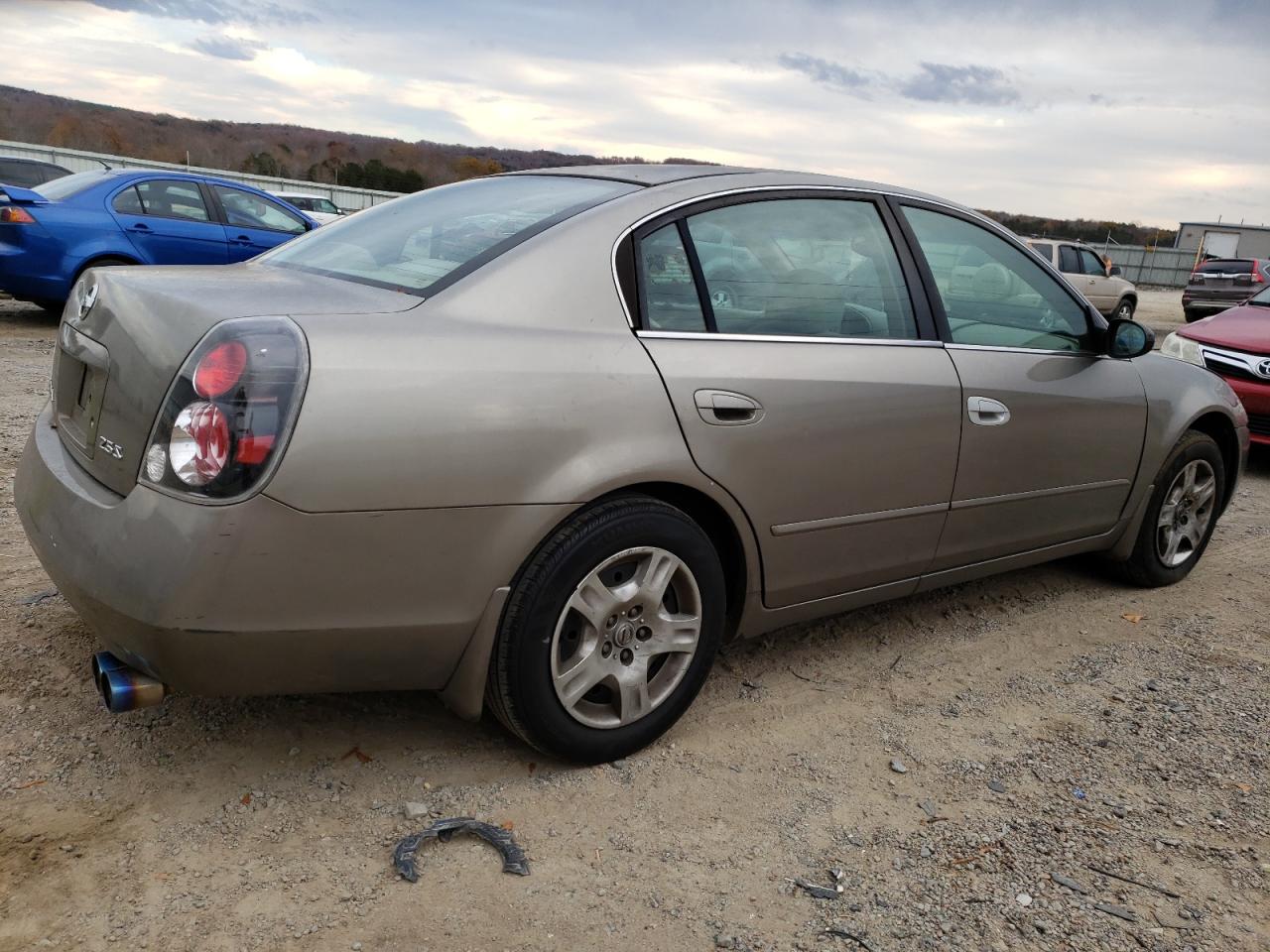 Изображение 3 2002 NISSAN ALTIMA BASE 2002 с VIN 1N4AL11D02C240515