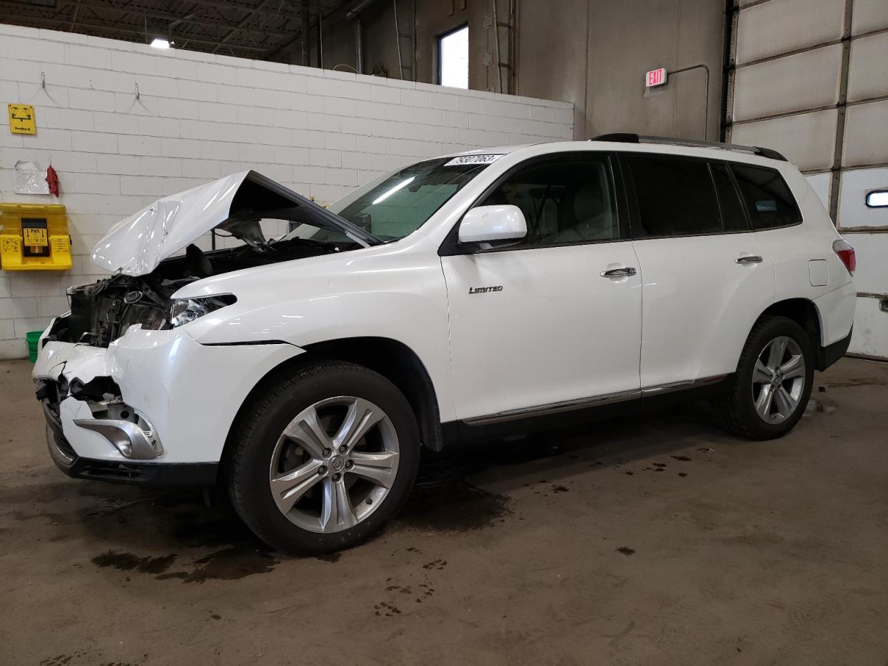 Image 1 of 2013 TOYOTA HIGHLANDER LIMITED 2013 with VIN 5TDDK3EH6DS239910
