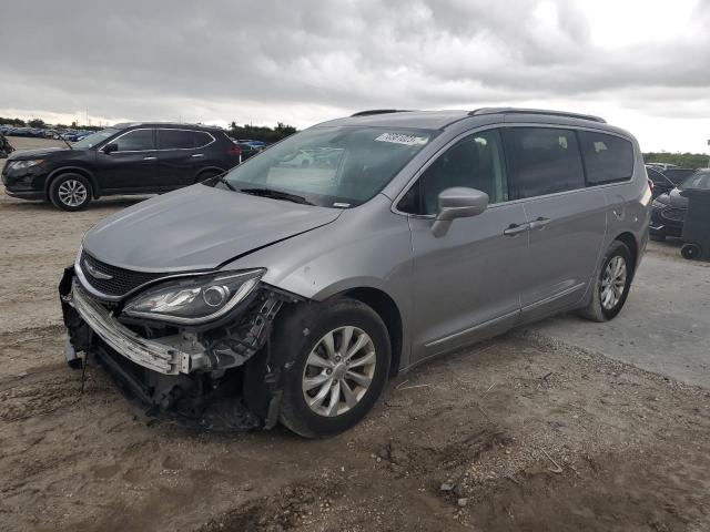 Obraz 1 z 2019 CHRYSLER PACIFICA TOURING L 2019 z VIN 2C4RC1BG1KR539329