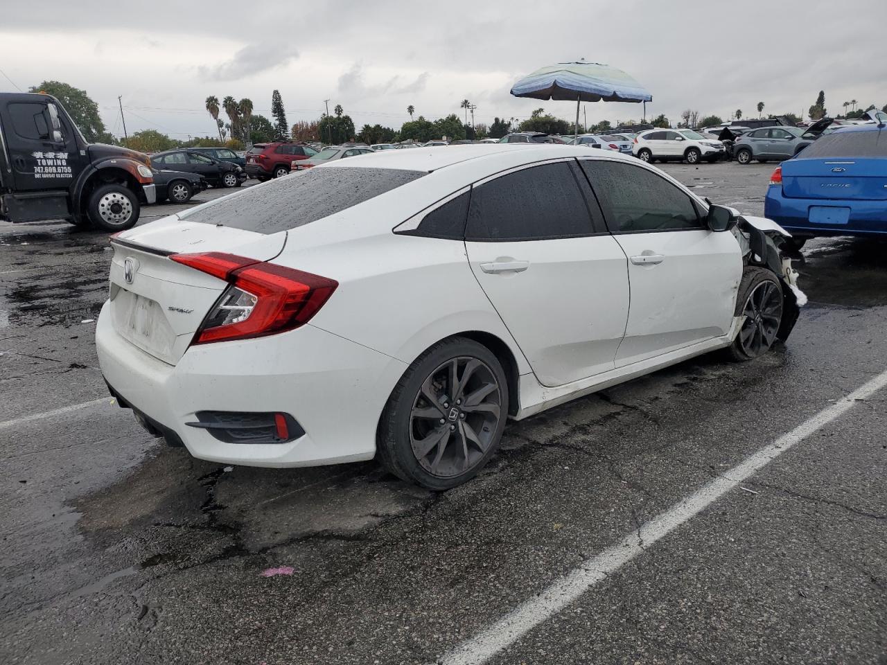 Image 3 of 2019 HONDA CIVIC SPORT 2019 with VIN 2HGFC2F8XKH565821