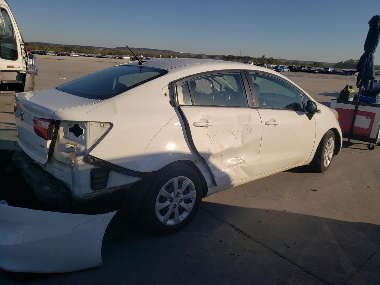 Obraz 3 z 2016 KIA RIO LX 2016 z VIN KNADM4A31G6560491