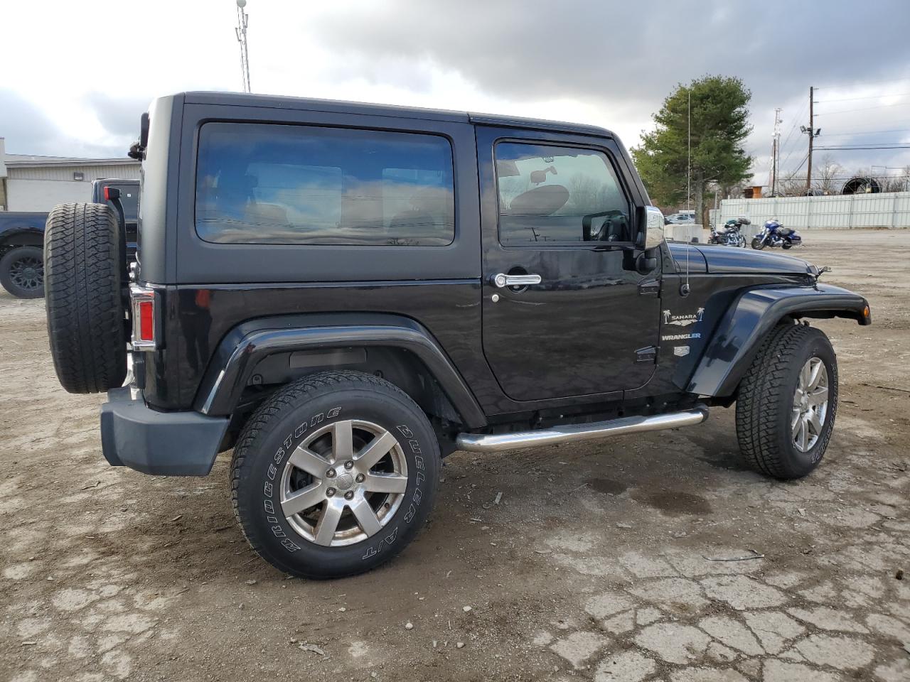 Image 3 of 2011 JEEP WRANGLER SAHARA 2011 with VIN 1J4AA5D16BL630392