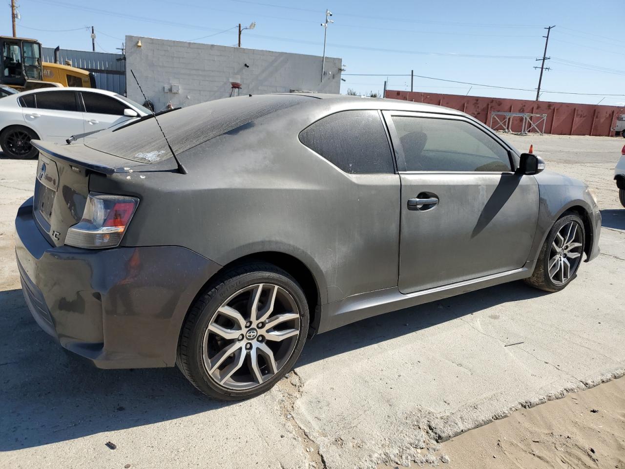 Image 3 of Toyota Scion Tc 2014 with VIN JTKJF5C74E3087148