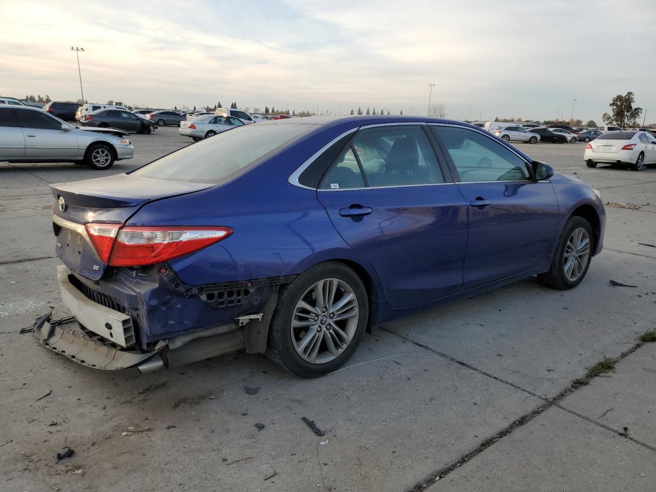 Image 3 of 2015 TOYOTA CAMRY LE 2015 with VIN 4T1BF1FK7FU892329
