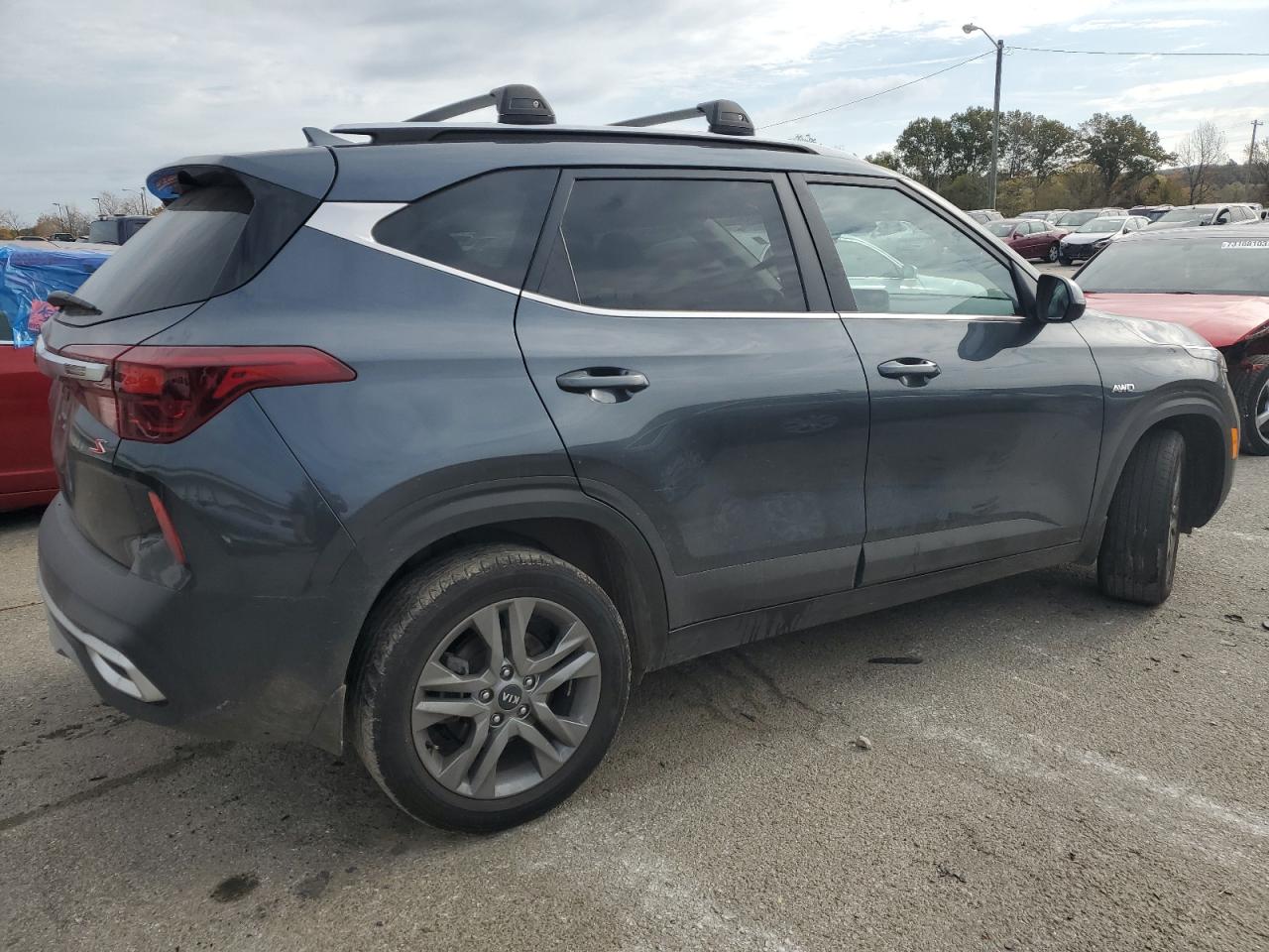Image 3 of 2021 KIA SELTOS S 2021 with VIN KNDEUCAA7M7166452