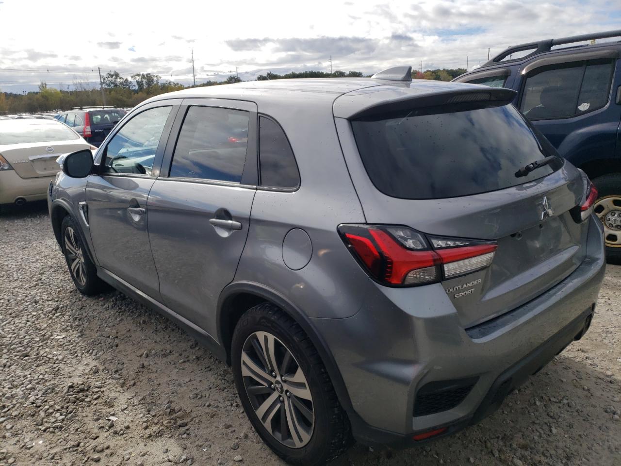 Obraz 2 z 2020 MITSUBISHI OUTLANDER SPORT SE 2020 z VIN JA4AP4AU3LU027032