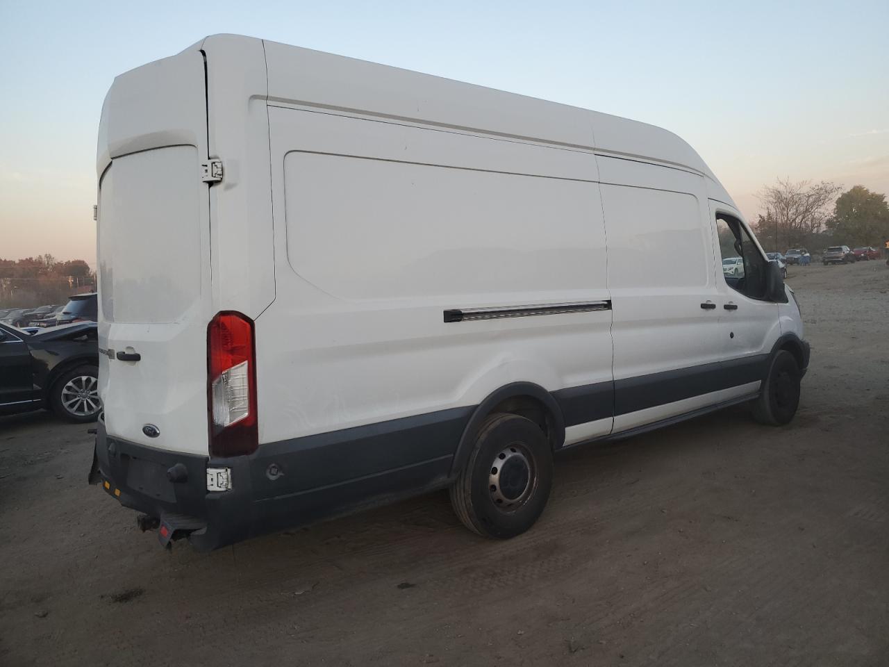 Изображение 3 2016 FORD TRANSIT T-250 2016 с VIN 1FTYR3XM9GKB05959