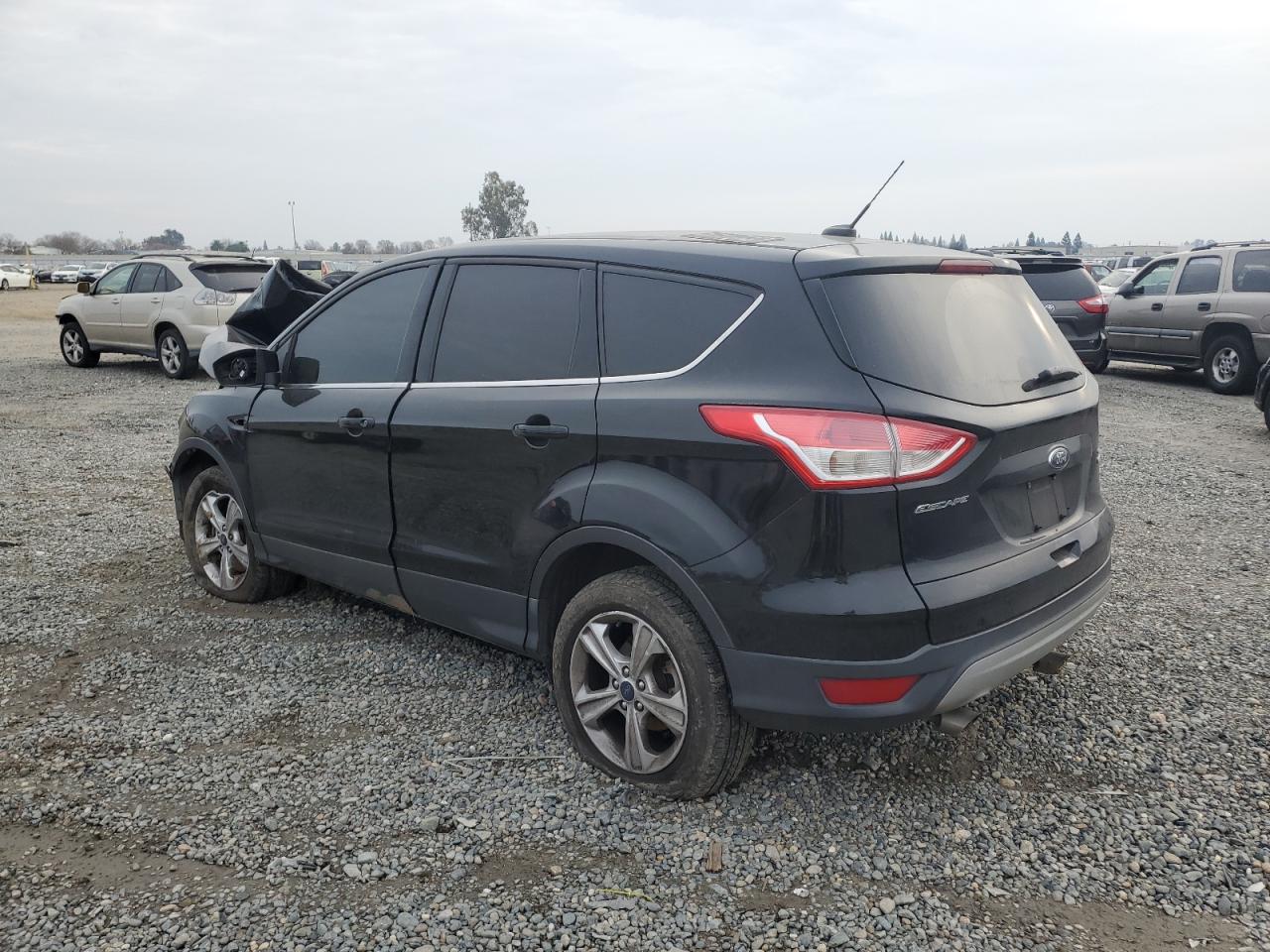 Image 2 of 2016 FORD ESCAPE SE 2016 with VIN 1FMCU9G99GUC45307