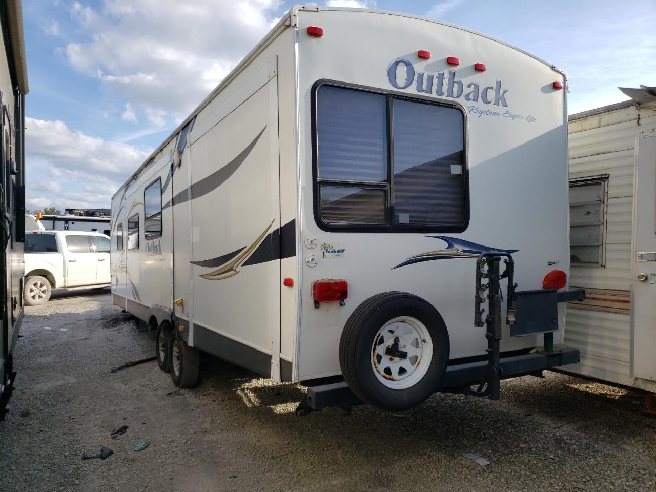 Image 3 of 2011 KEYSTONE OUTBACK 2011 with VIN 4YDT31222BB452707