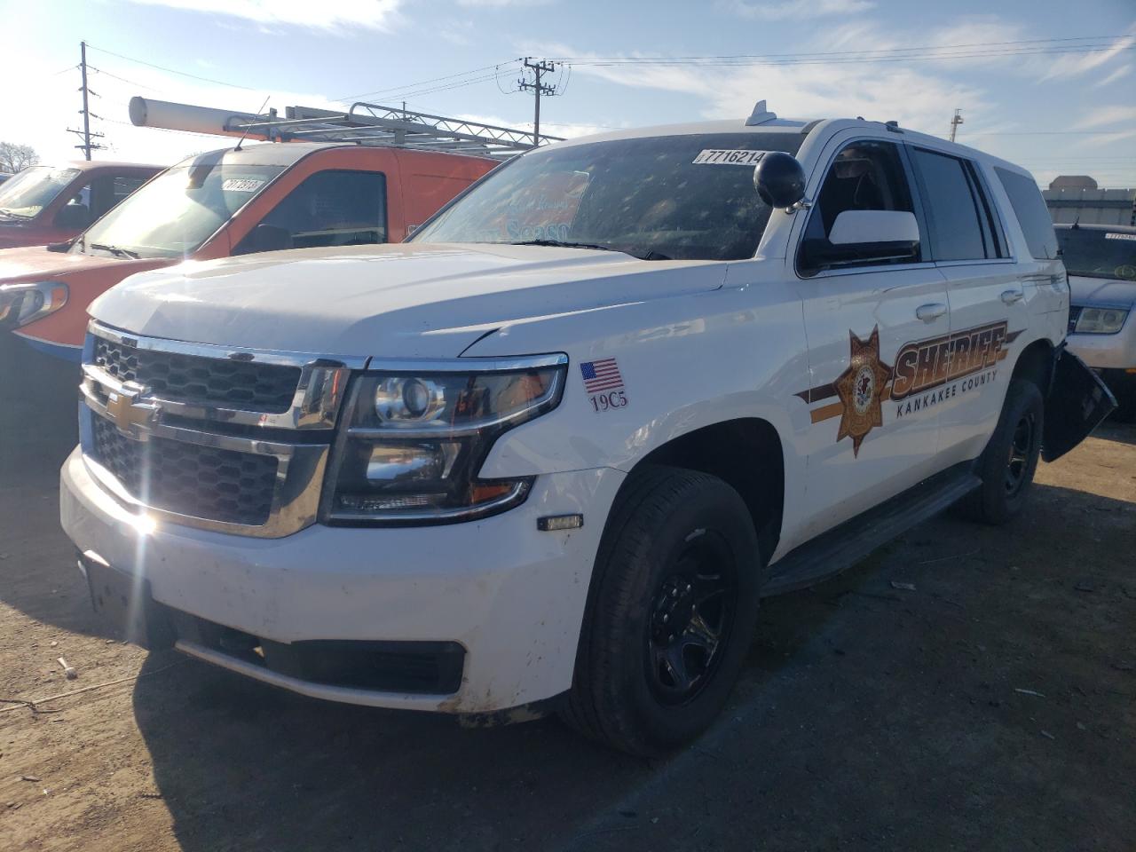 Изображение 1 2019 CHEVROLET TAHOE POLICE 2019 с VIN 1GNLCDEC3KR198917