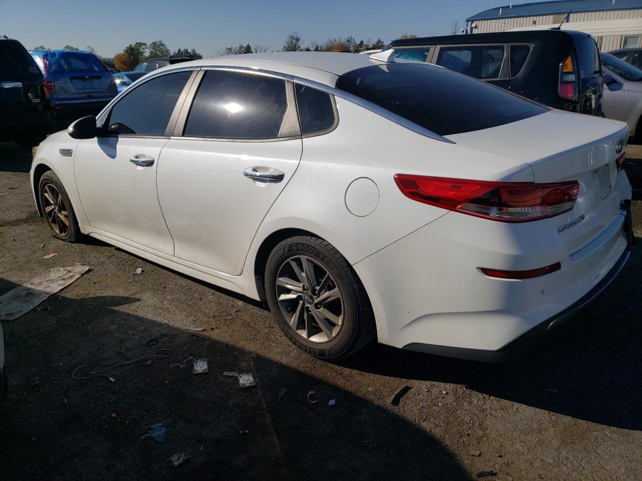 Obraz 2 z 2019 KIA OPTIMA LX 2019 z VIN 5XXGT4L38KG291769