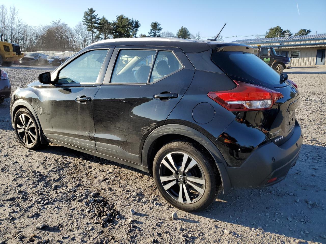 Image 2 of 2020 NISSAN KICKS SV 2020 with VIN 3N1CP5CV9LL547422