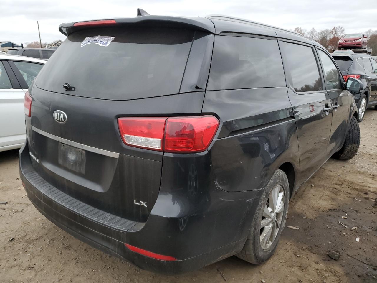 Image 3 of 2015 KIA SEDONA LX 2015 with VIN KNDMB5C11F6046133