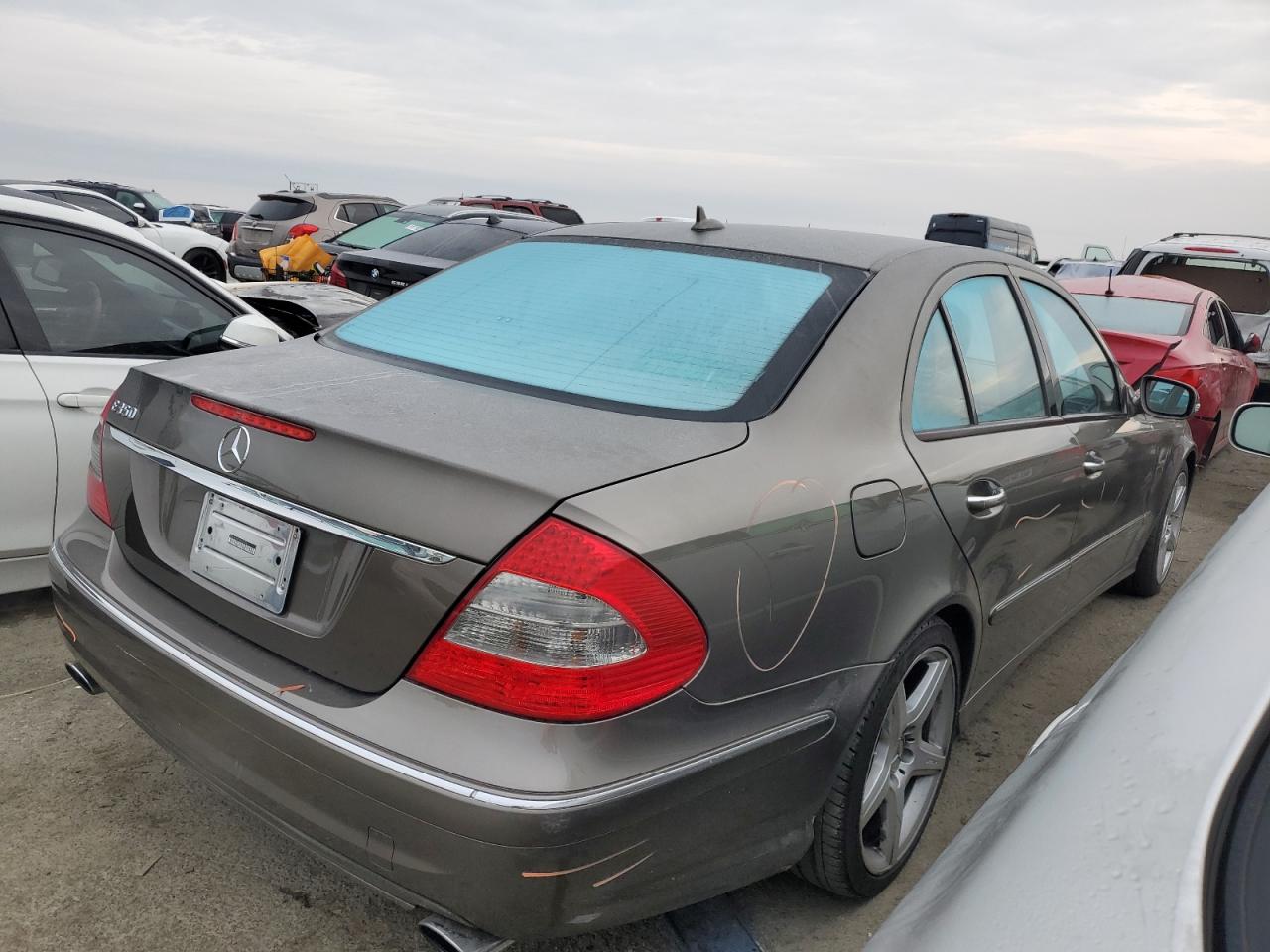 Image 3 of 2009 MERCEDES-BENZ E 350 2009 with VIN WDBUF56X29B362476