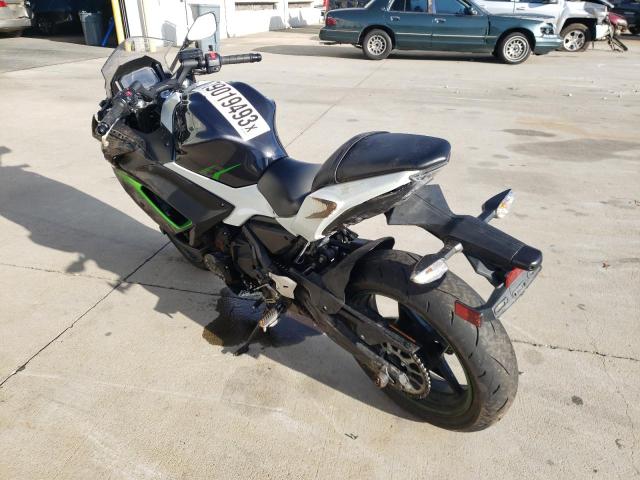 Image 3 of 2022 KAWASAKI EX650 N 2022 with VIN ML5EXEN10NDA74015