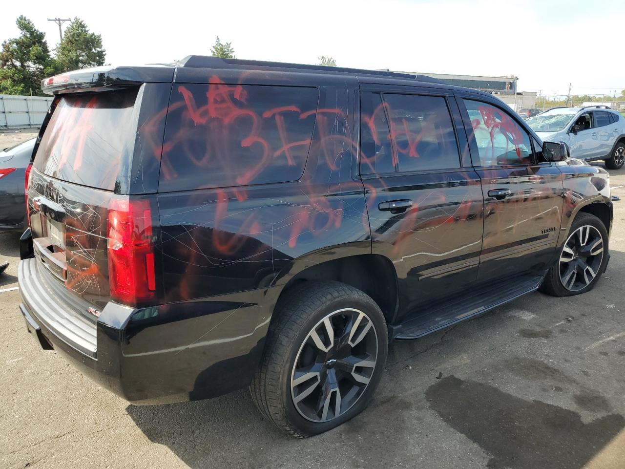 Image 3 of 2020 CHEVROLET TAHOE K1500 PREMIER 2020 with VIN 1GNSKCKJ5LR136822