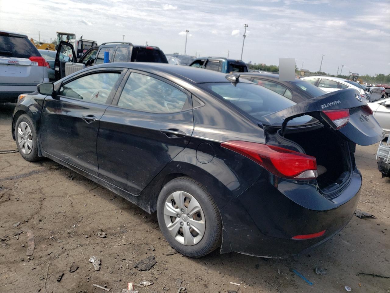 Image 2 of 2016 HYUNDAI ELANTRA SE 2016 with VIN KMHDH4AE4GU601776