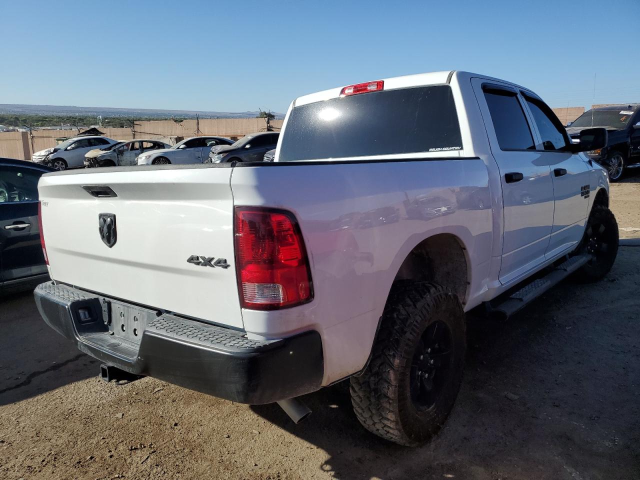 Obraz 3 z 2022 RAM 1500 CLASSIC TRADESMAN 2022 z VIN 3C6RR7KG2NG293328
