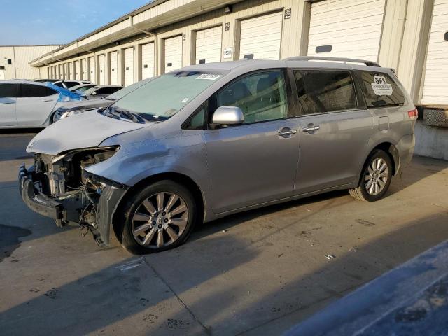 Изображение 2011 TOYOTA SIENNA XLE 2011