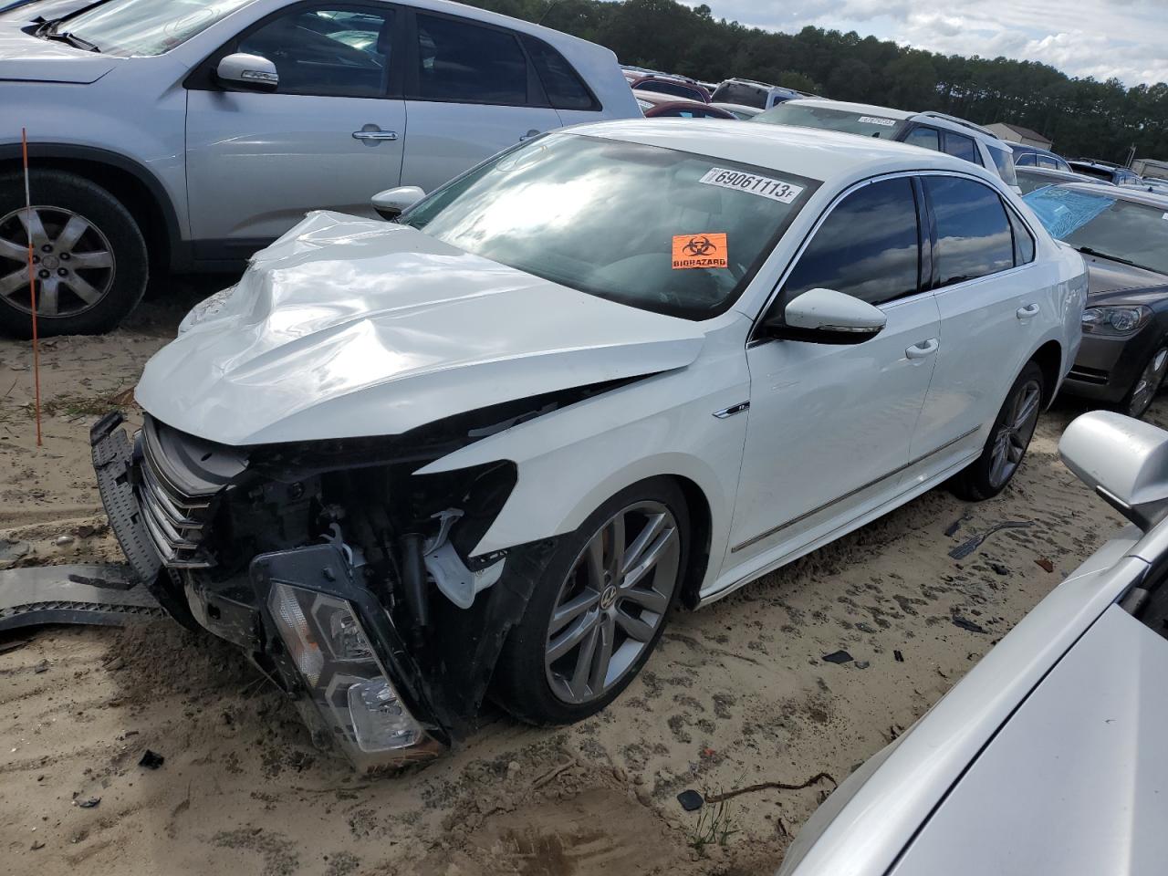Obraz 2017 VOLKSWAGEN PASSAT R-LINE 2017