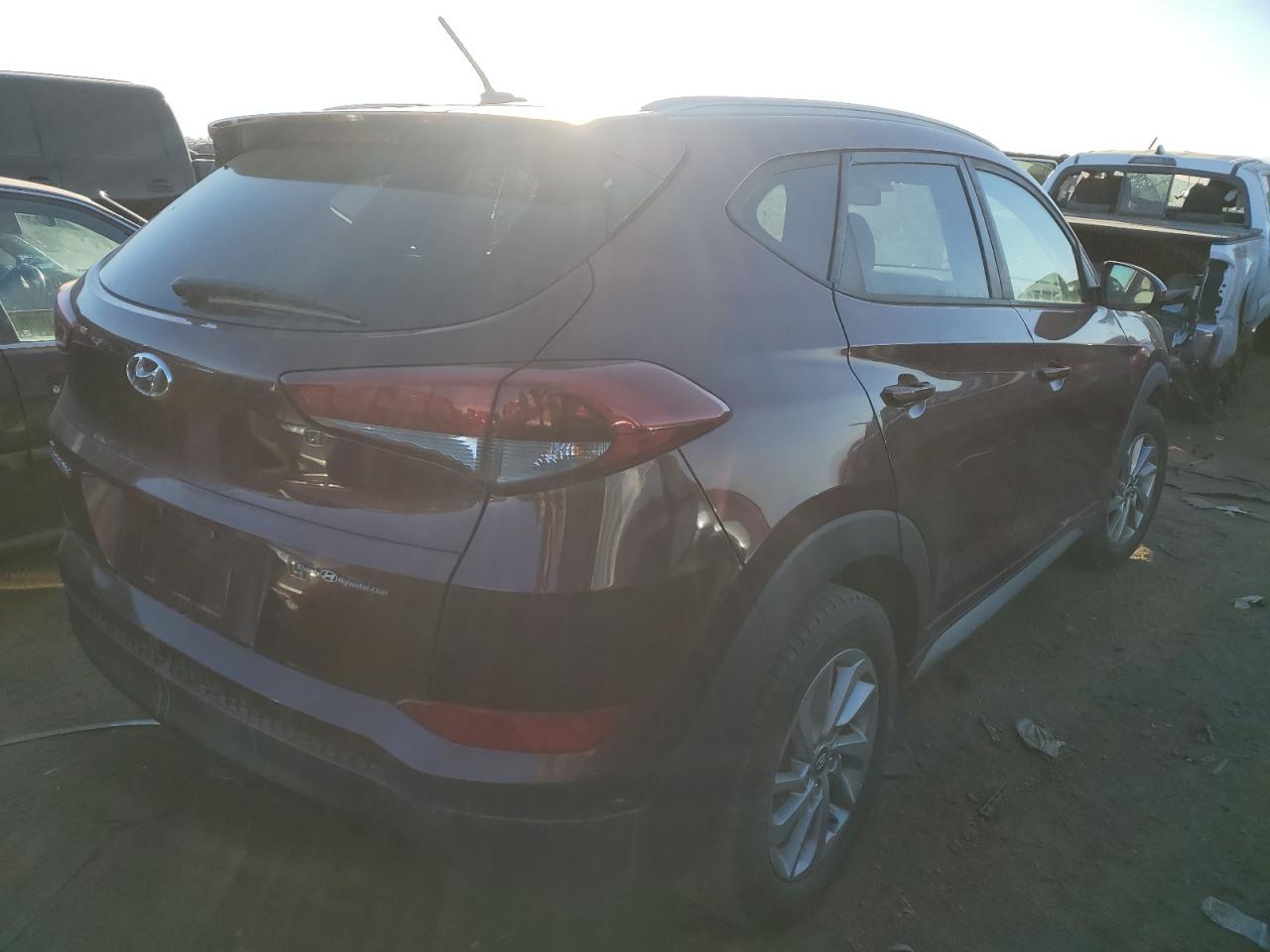 Image 3 of 2017 HYUNDAI TUCSON LIMITED 2017 with VIN KM8J33A43HU259354