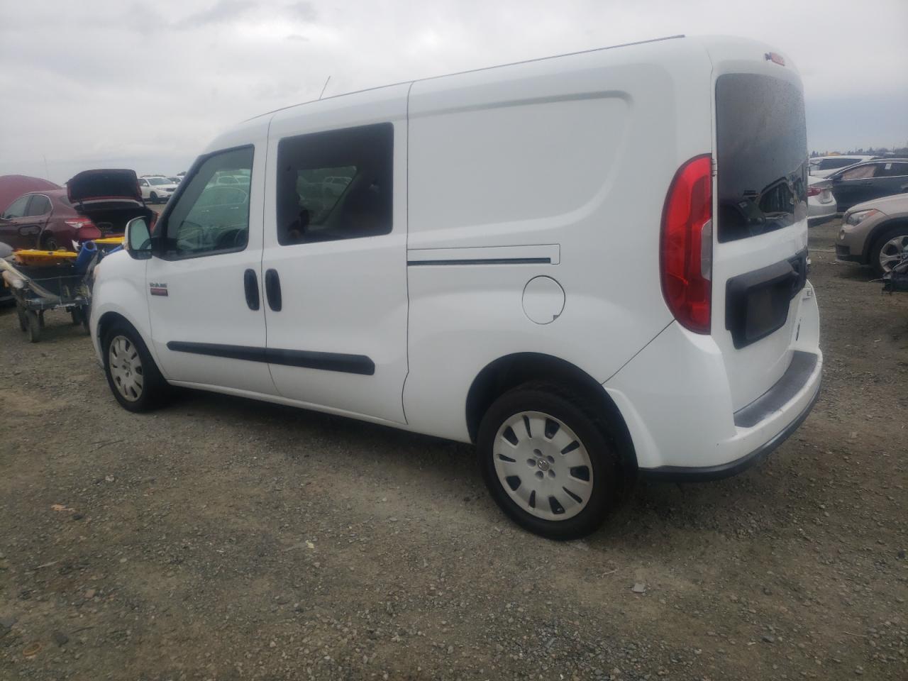 Obraz 2 z 2016 RAM PROMASTER CITY SLT 2016 z VIN ZFBERFBT5G6C50353
