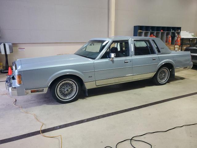 Image 1 of 1989 LINCOLN TOWN CAR SIGNATURE 1989 with VIN 1LNBM82F8KY784263