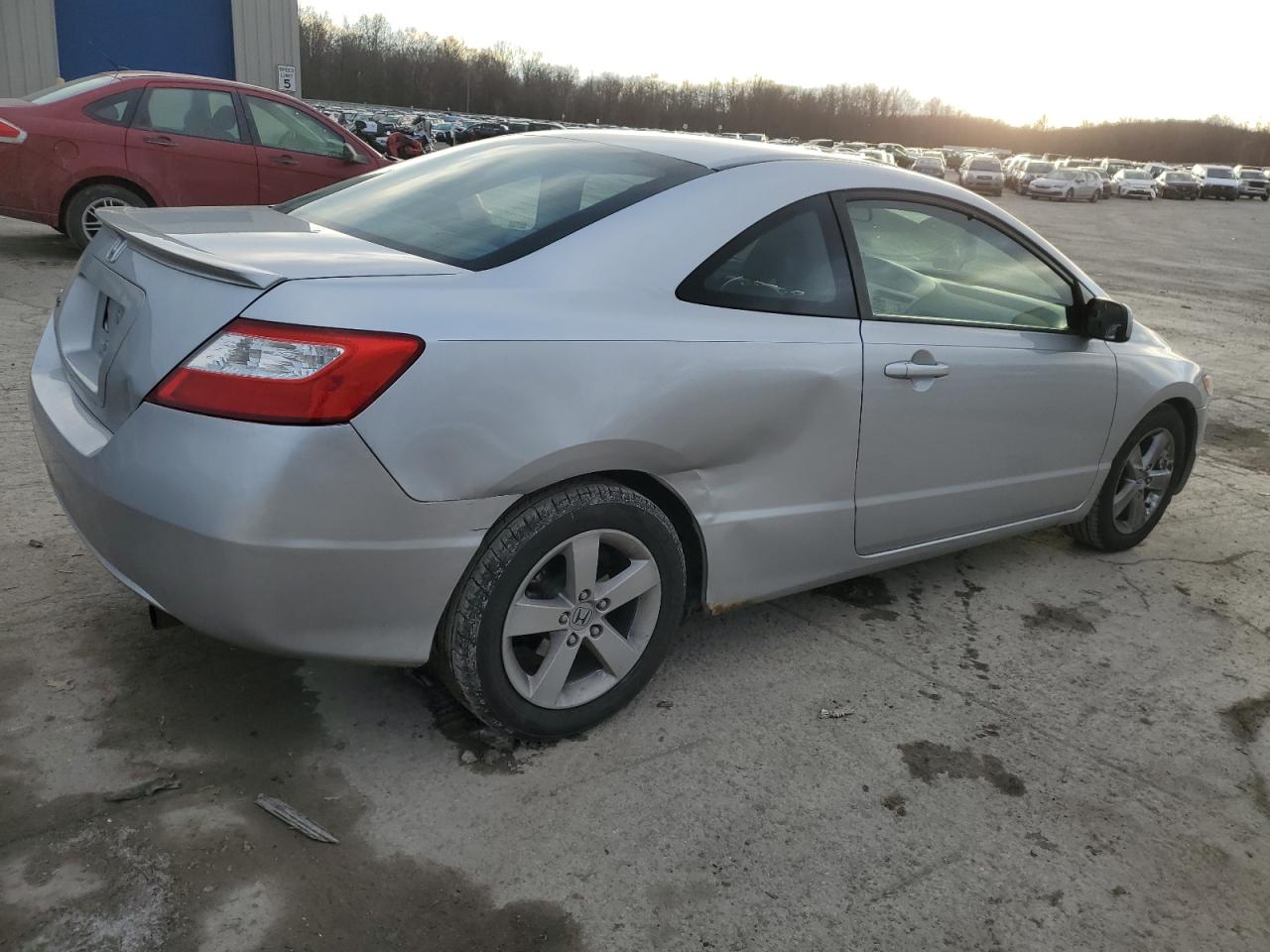 Image 3 of Honda Civic Exl 2008 with VIN 2HGFG12938H578237