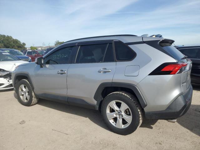 Image 2 of 2020 TOYOTA RAV4 XLE 2020 with VIN 2T3P1RFV1LC122581