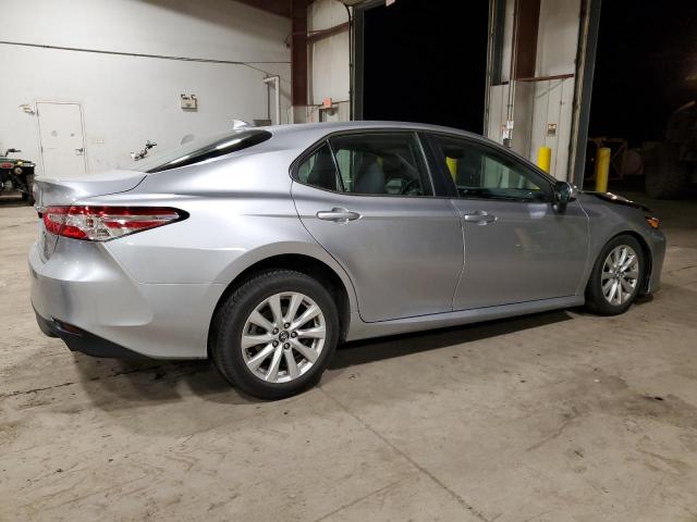 Image 3 of 2020 TOYOTA CAMRY LE 2020 with VIN 4T1C11AK0LU883364