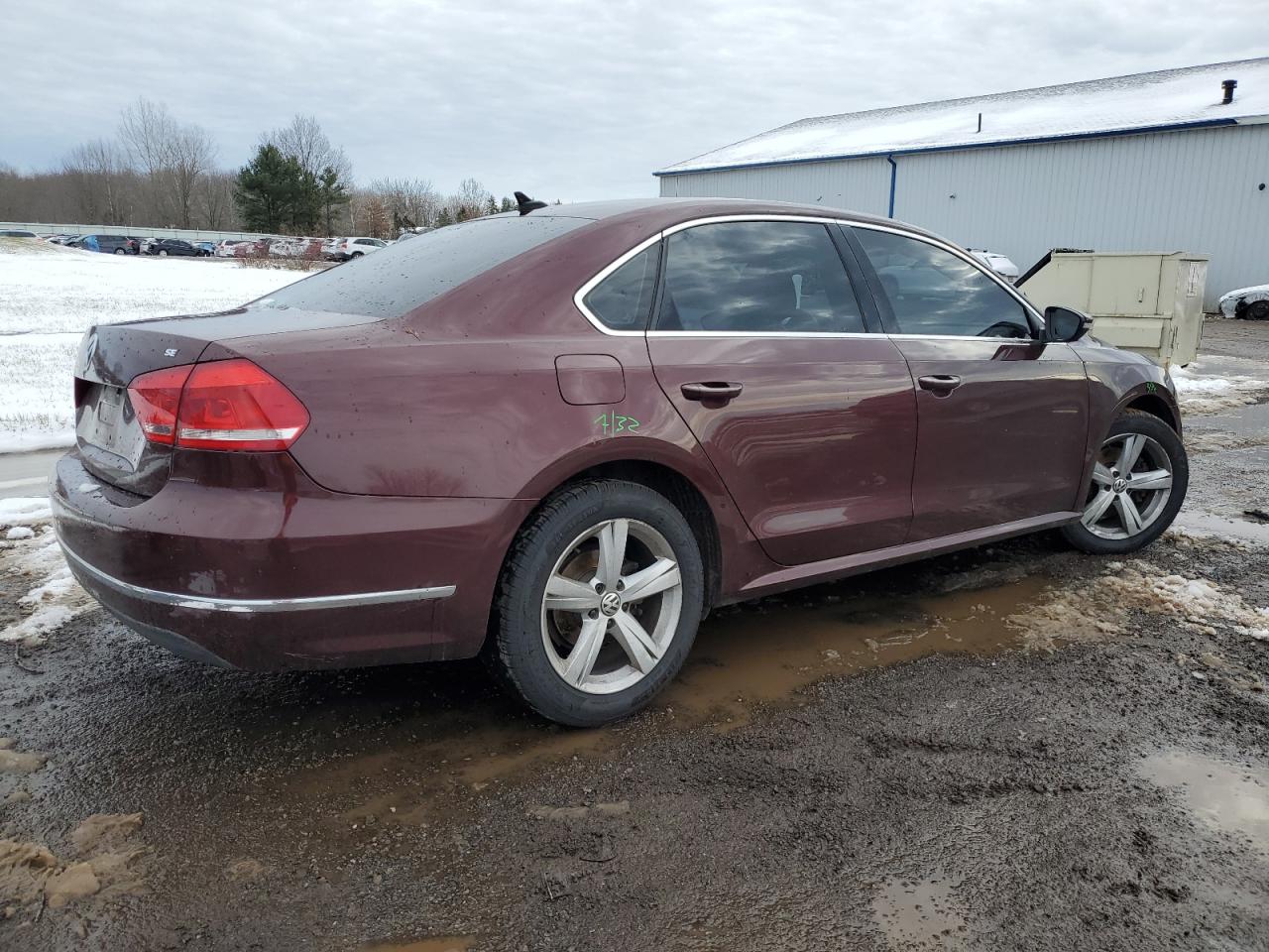 Image 3 of 2012 VOLKSWAGEN PASSAT SE 2012 with VIN 1VWBH7A34CC032856