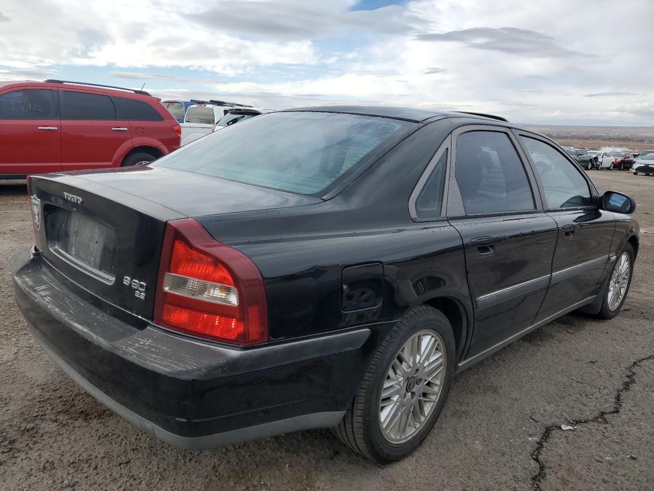 Image 3 of 2002 VOLVO S80  2002 with VIN YV1TS92D621246943
