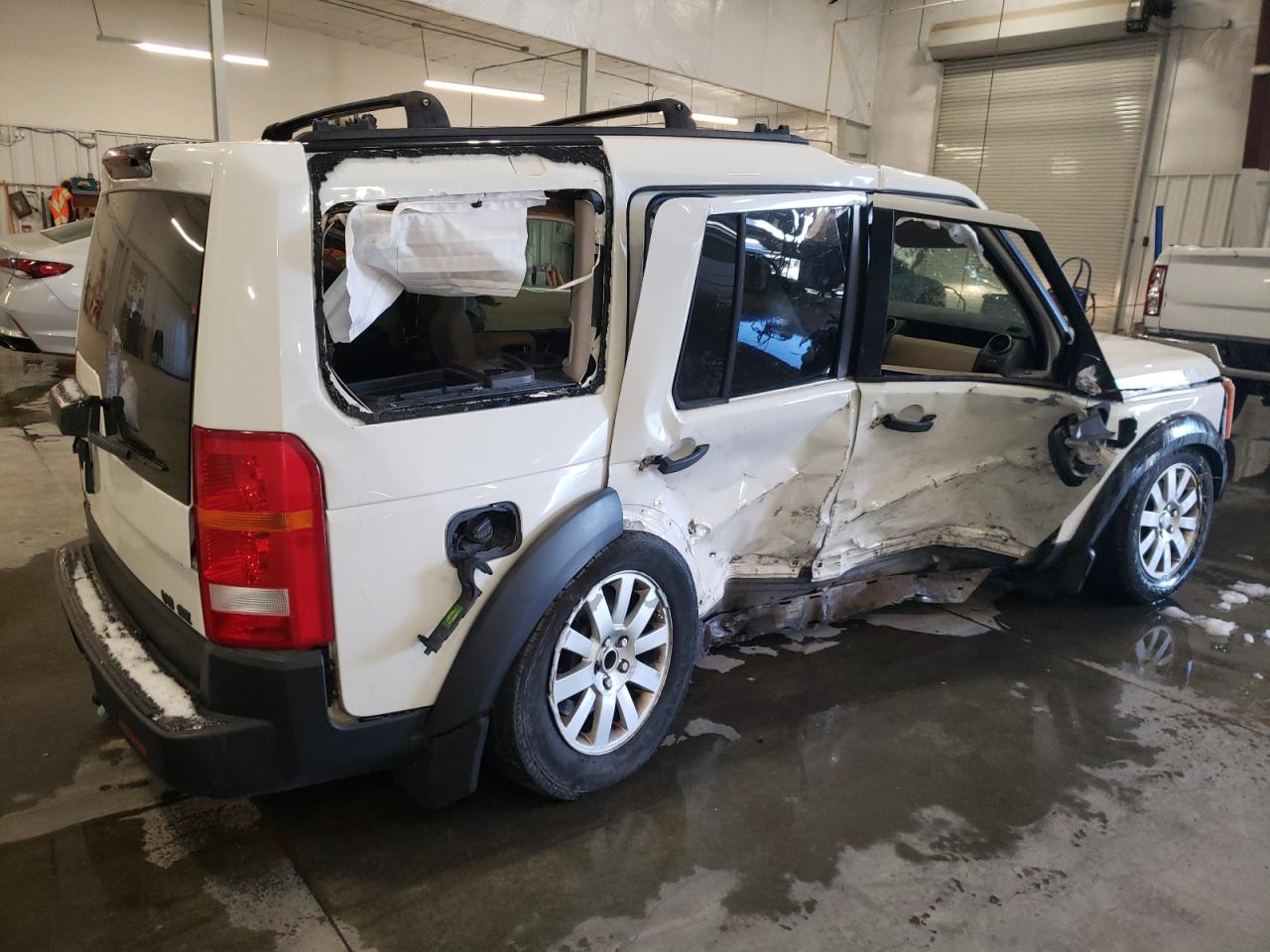 Obraz 3 z 2005 LAND ROVER LR3 SE 2005 z VIN SALAE25405A332575