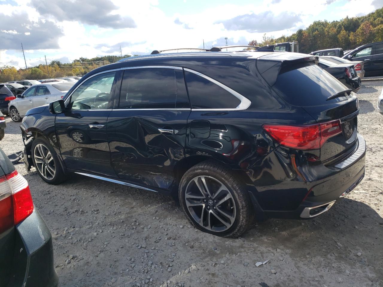 Obraz 2 z 2017 ACURA MDX ADVANCE 2017 z VIN 5FRYD4H84HB000135