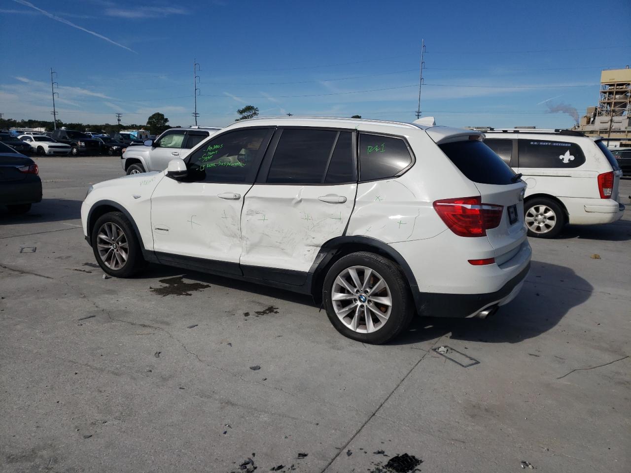Image 2 of 2017 BMW X3 XDRIVE28I 2017 with VIN 5UXWX9C32H0W79263
