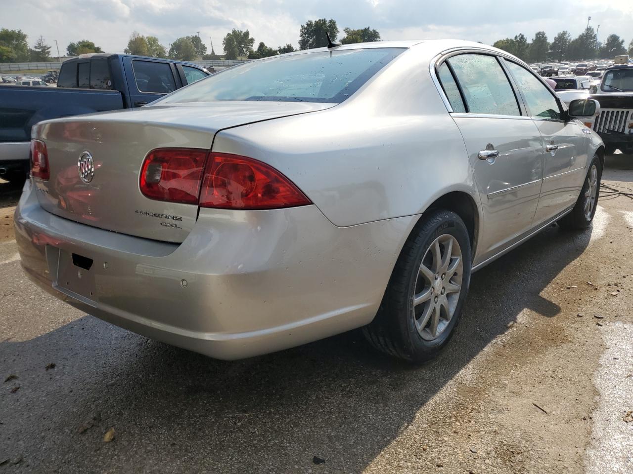 Image 3 of 2006 BUICK LUCERNE CXL 2006 with VIN 1G4HD57206U181593