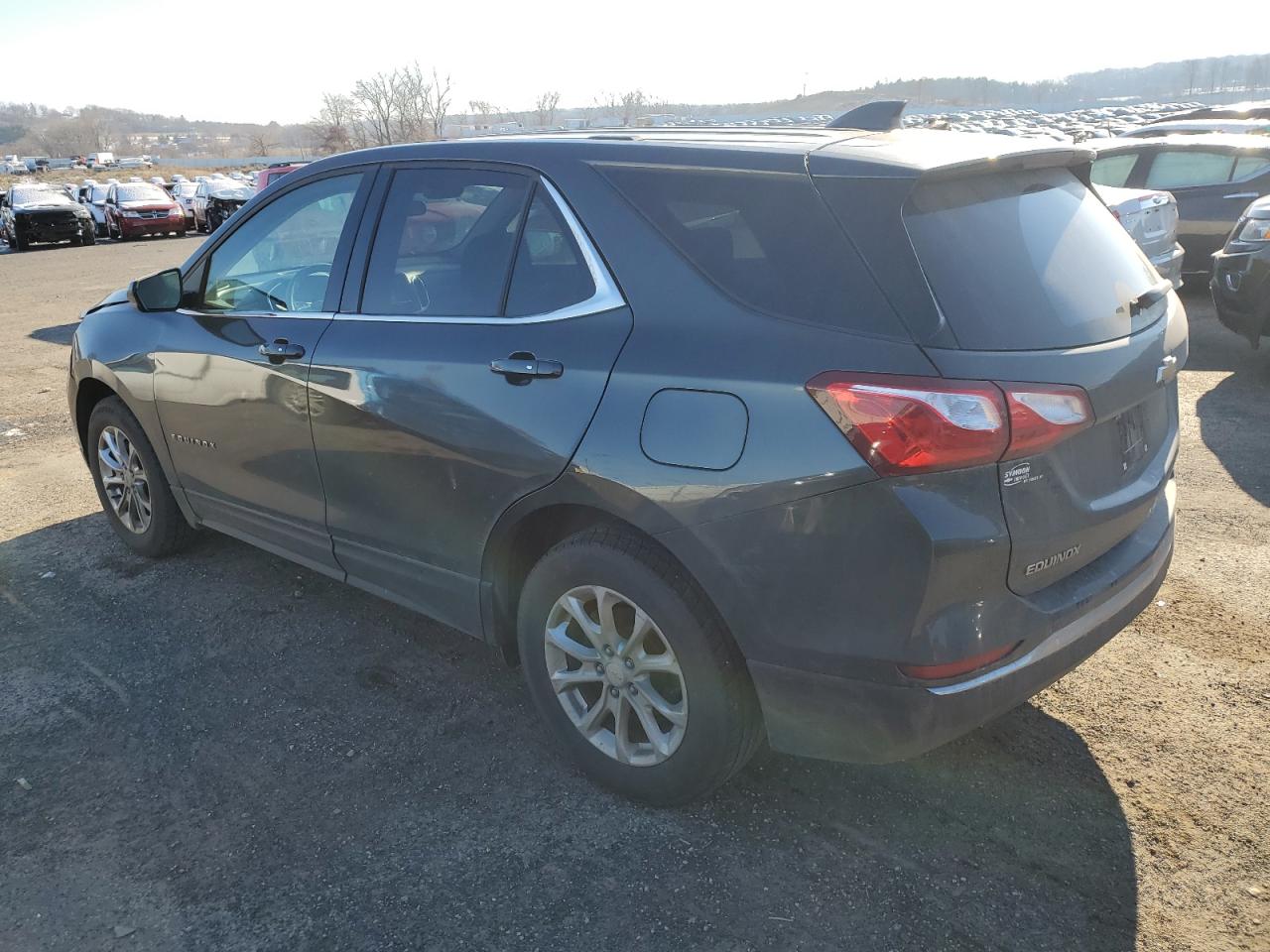 Изображение 2 2018 CHEVROLET EQUINOX LT 2018 с VIN 2GNAXSEV1J6297828